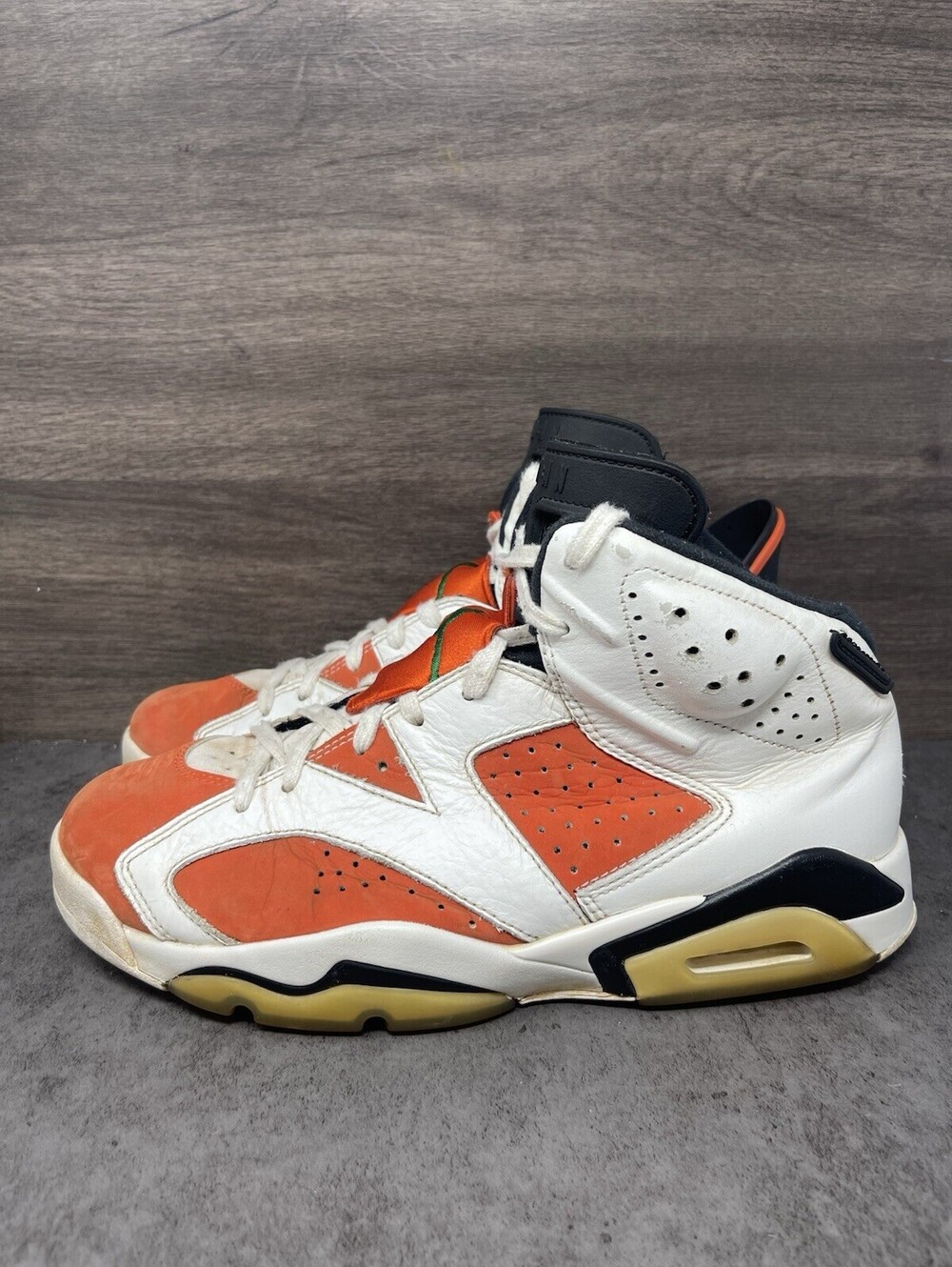 Air Jordan 6 Retro Gatorade Like Mike Mens Size 9.5 White Orange 384664-145